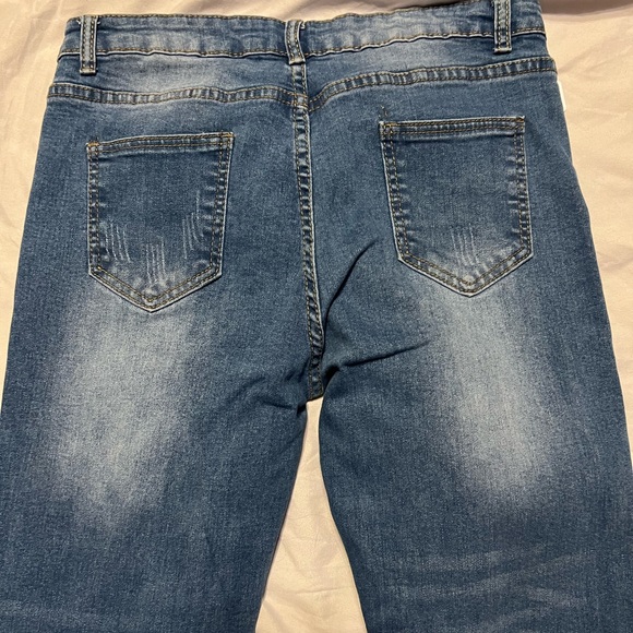 EUC Denim jeans (no brand name). Size Large. - Picture 9 of 14